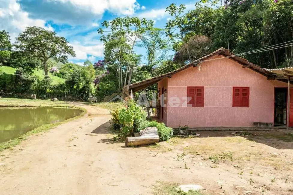 Foto 8 de Sítio / Rancho com 9 quartos à venda, 290400m2 em Campanha, Teresopolis - RJ