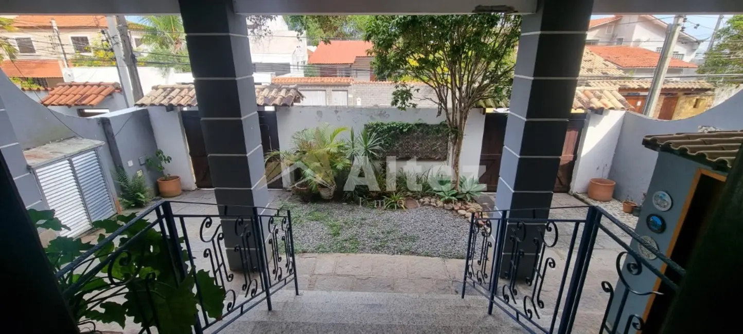 Foto 2 de Casa com 4 quartos à venda, 800m2 em Piratininga, Niteroi - RJ