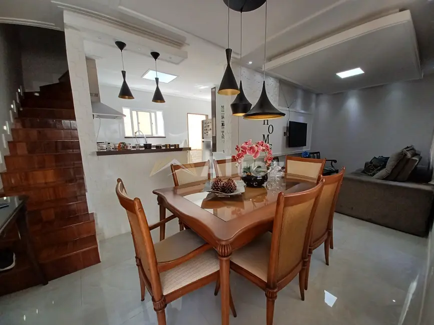 Casa de Condomínio com 2 quartos à venda, 110m2 em Parque do Imbui, Teresopolis - RJ - imagem 1 Foto 1 de Casa de Condomínio com 2 quartos à venda, 110m2 em Parque do Imbui, Teresopolis - RJ