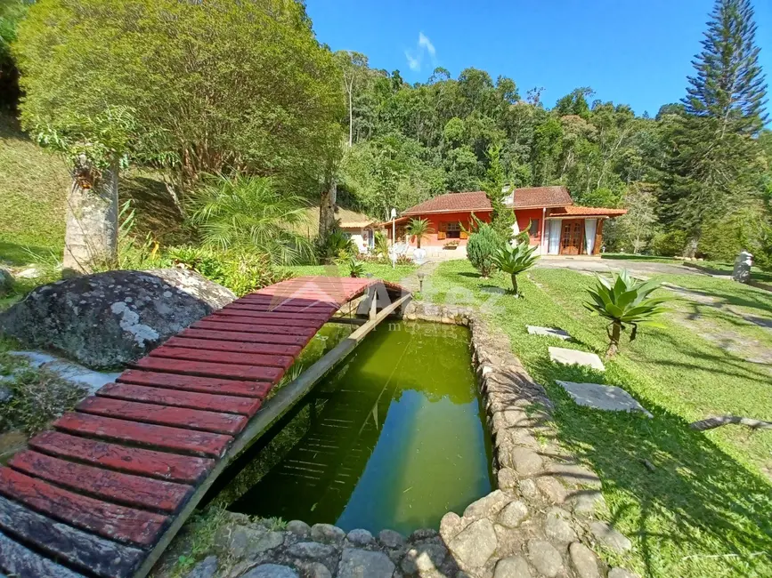 Casa com 4 quartos à venda, 5455m2 em Albuquerque, Teresopolis - RJ - imagem 1 Foto 1 de Casa com 4 quartos à venda, 5455m2 em Albuquerque, Teresopolis - RJ