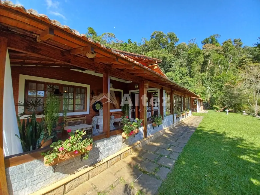 Casa com 4 quartos à venda, 5455m2 em Albuquerque, Teresopolis - RJ - imagem 7 Foto 7 de Casa com 4 quartos à venda, 5455m2 em Albuquerque, Teresopolis - RJ