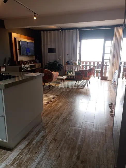 Foto 3 de Apartamento com 1 quarto à venda, 58m2 em Golfe, Teresopolis - RJ