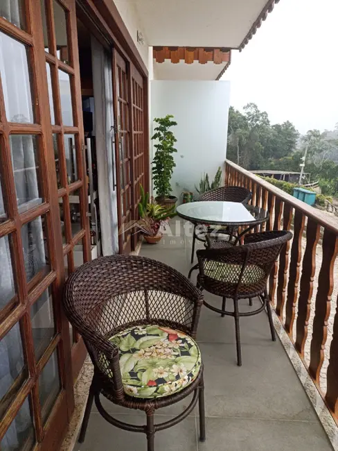 Foto 4 de Apartamento com 1 quarto à venda, 58m2 em Golfe, Teresopolis - RJ