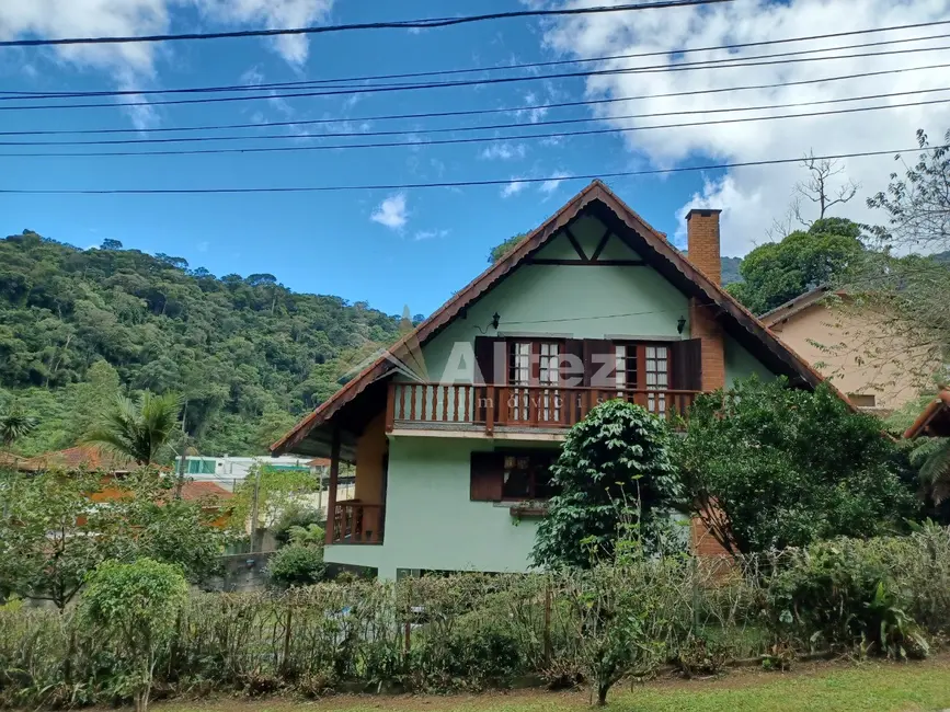 Foto 4 de Casa com 3 quartos à venda, 460m2 em Parque do Ingá, Teresopolis - RJ