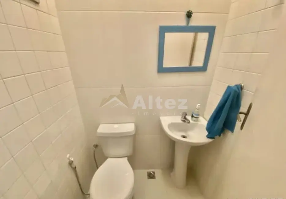 Foto 9 de Casa de Condomínio com 3 quartos à venda, 143m2 em Parque do Ingá, Teresopolis - RJ