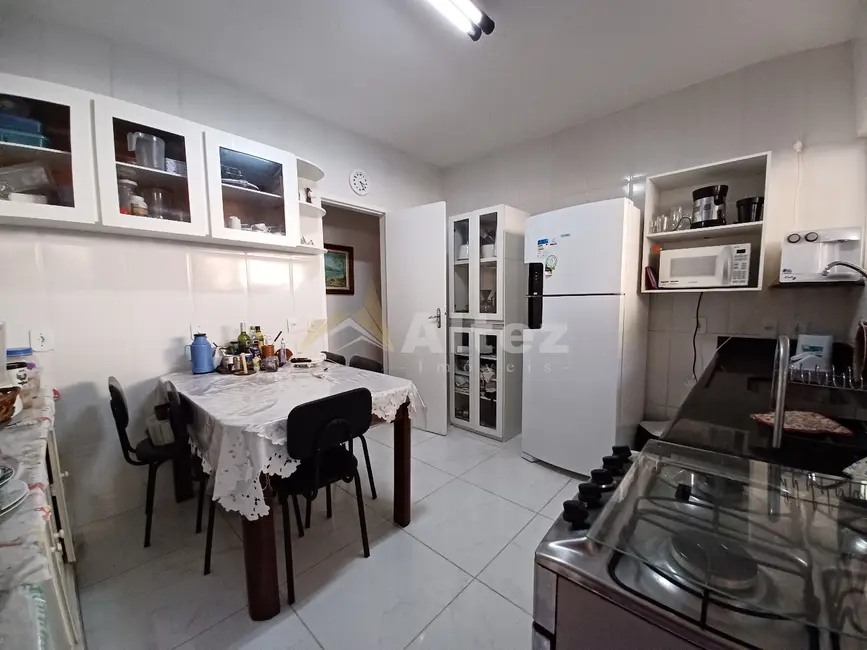 Sítio / Rancho com 4 quartos à venda, 10000m2 em Teresopolis - RJ - imagem 7 Foto 7 de Sítio / Rancho com 4 quartos à venda, 10000m2 em Teresopolis - RJ