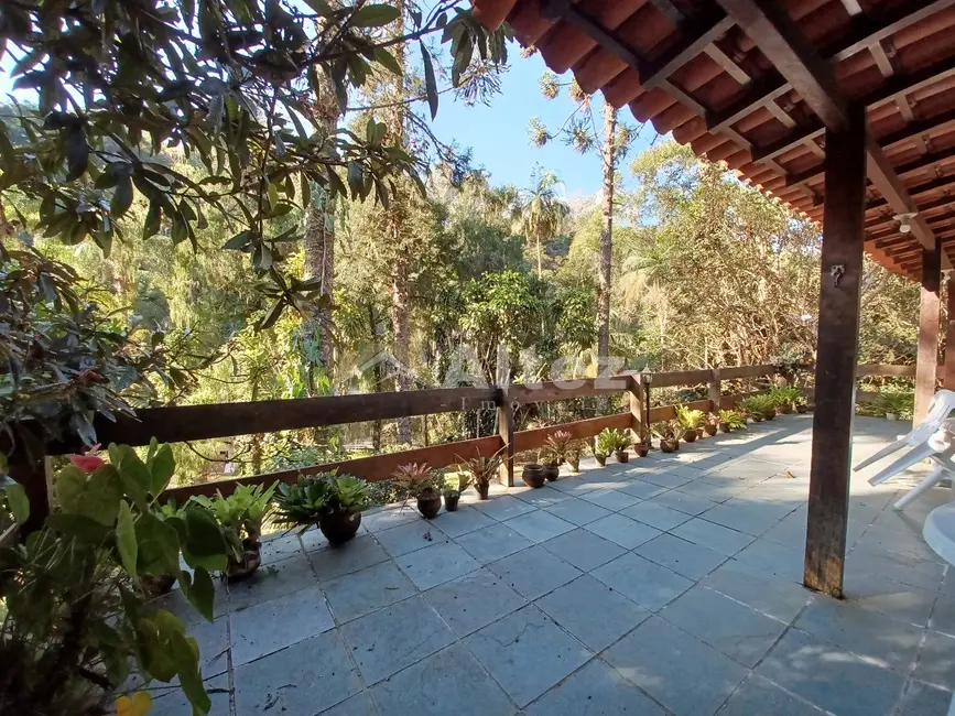 Sítio / Rancho com 4 quartos à venda, 10000m2 em Teresopolis - RJ - imagem 3 Foto 3 de Sítio / Rancho com 4 quartos à venda, 10000m2 em Teresopolis - RJ