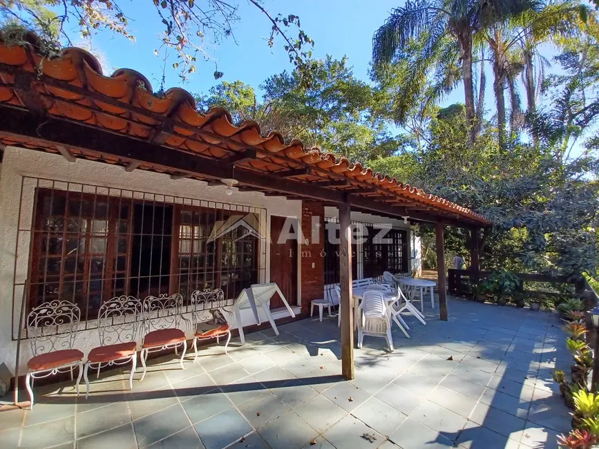 Sítio / Rancho com 4 quartos à venda, 10000m2 em Teresopolis - RJ - imagem 5 Foto 5 de Sítio / Rancho com 4 quartos à venda, 10000m2 em Teresopolis - RJ