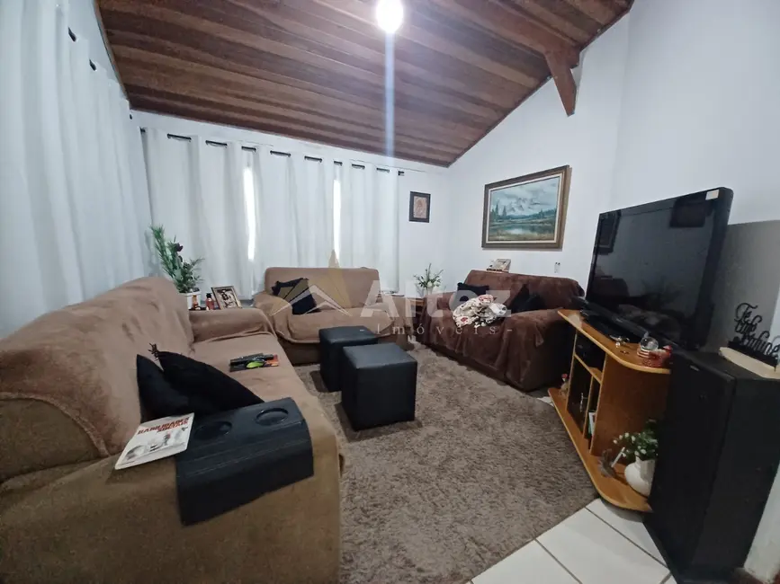 Foto 5 de Casa com 7 quartos à venda, 5790m2 em Albuquerque, Teresopolis - RJ