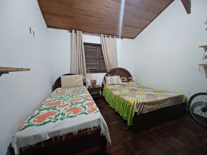 Foto 8 de Casa com 7 quartos à venda, 5790m2 em Albuquerque, Teresopolis - RJ