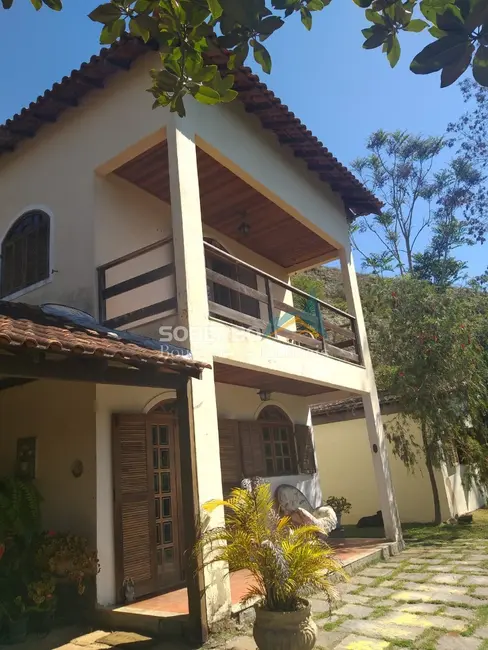 Foto 2 de Casa com 2 quartos à venda, 150m2 em Albuquerque, Teresopolis - RJ