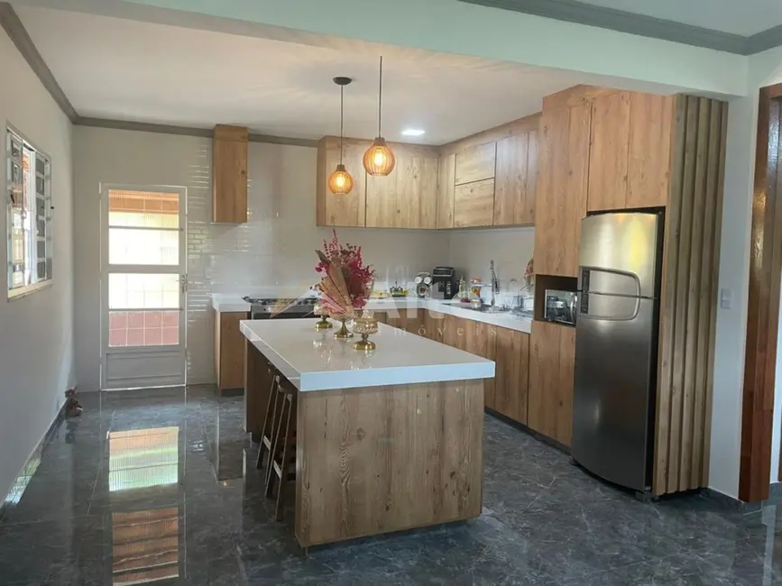 Foto 6 de Sítio / Rancho com 4 quartos à venda, 32000m2 em Nova Marília, Mage - RJ