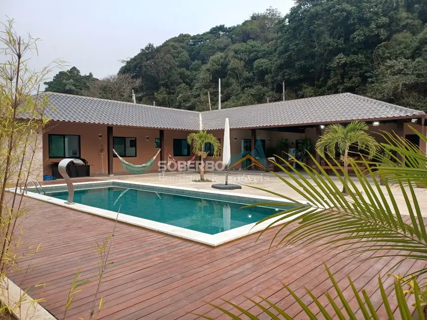 Foto 1 de Casa com 3 quartos à venda, 2270m2 em Parque Boa União, Teresopolis - RJ