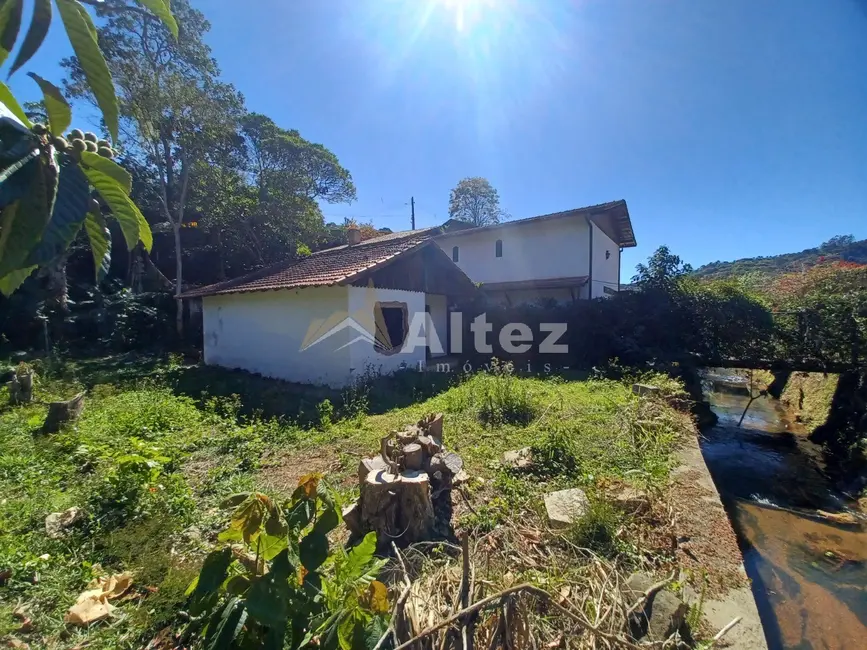 Foto 2 de Casa de Condomínio com 2 quartos à venda, 750m2 em Albuquerque, Teresopolis - RJ