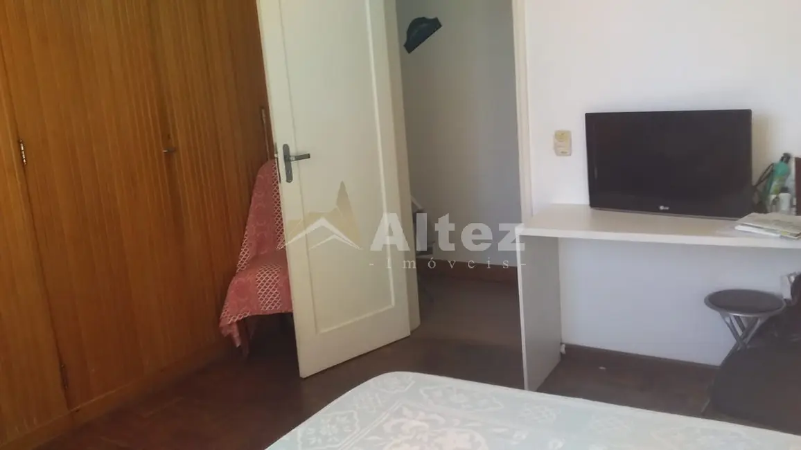 Foto 9 de Casa com 3 quartos à venda, 3640m2 em Golfe, Teresopolis - RJ