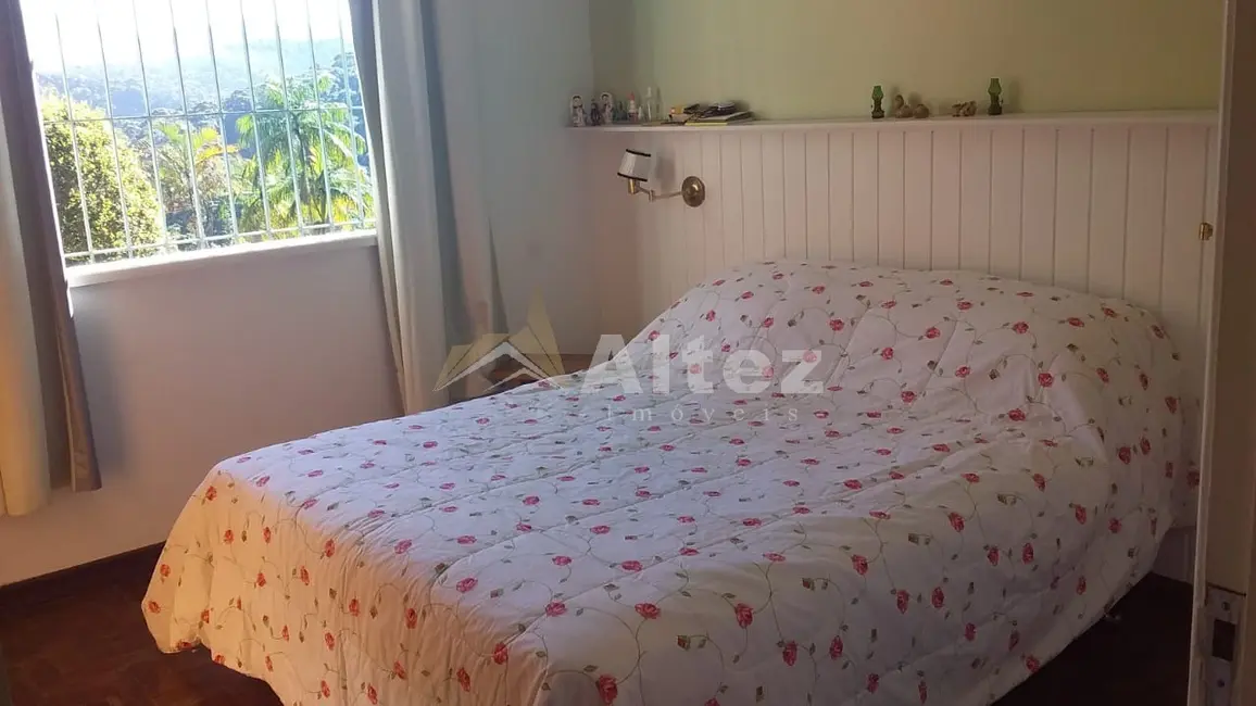 Foto 8 de Casa com 3 quartos à venda, 3640m2 em Golfe, Teresopolis - RJ