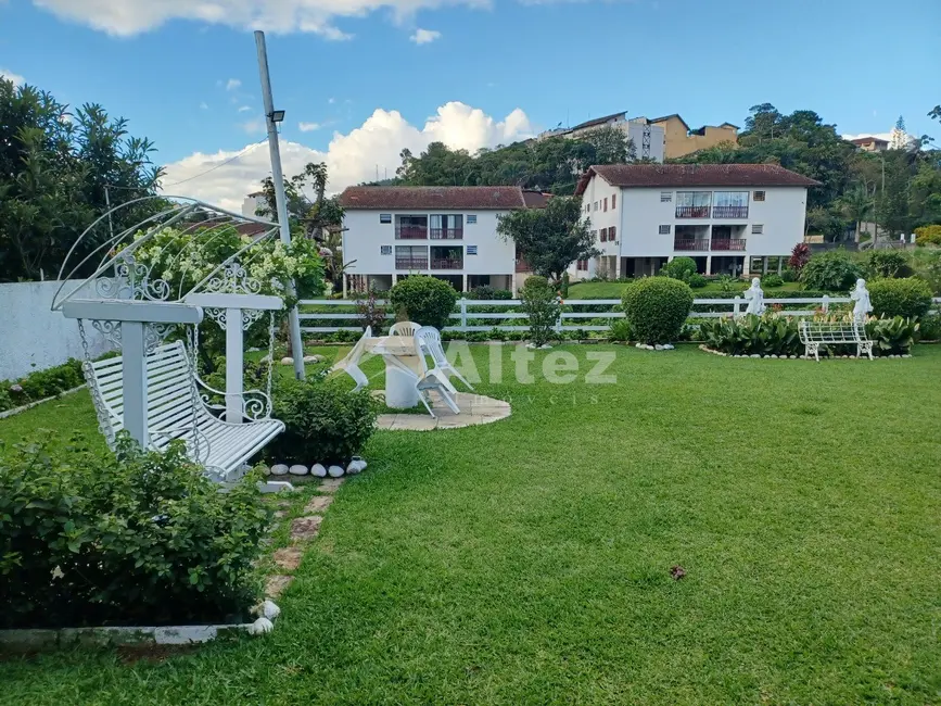 Foto 5 de Casa com 4 quartos à venda, 1600m2 em Jardim Cascata, Teresopolis - RJ