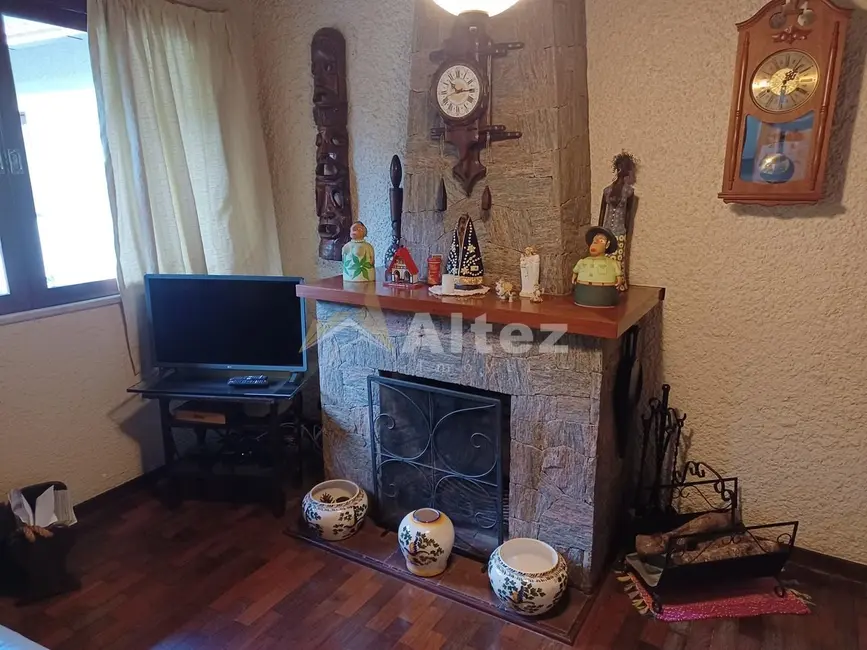 Foto 9 de Casa com 5 quartos à venda, 2255m2 em Albuquerque, Teresopolis - RJ