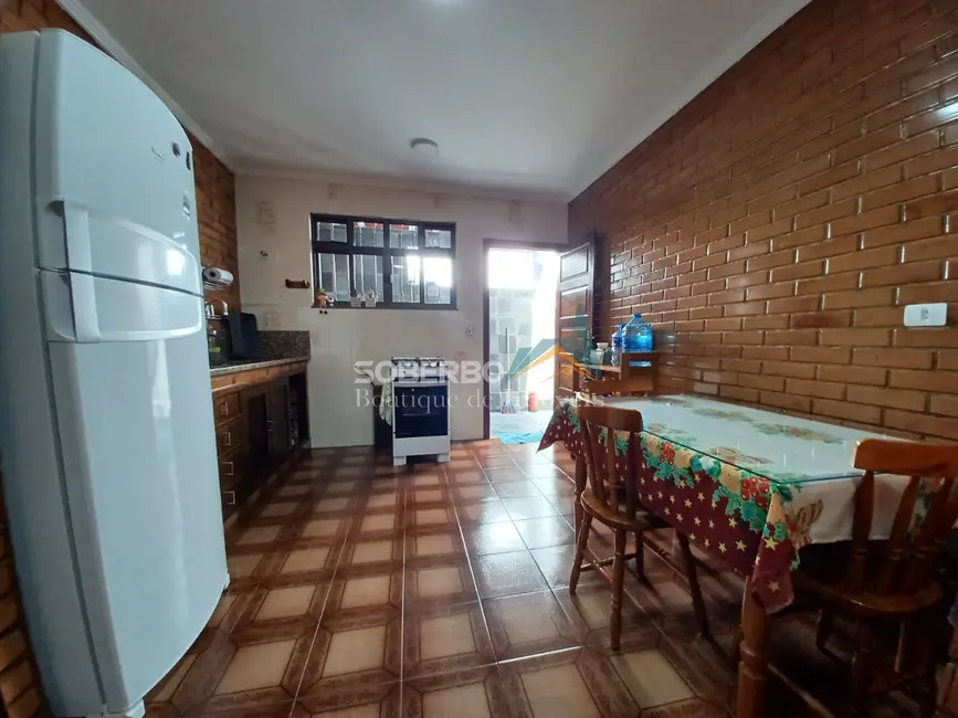 Foto 9 de Apartamento com 4 quartos à venda, 107m2 em Granja Guarani, Teresopolis - RJ