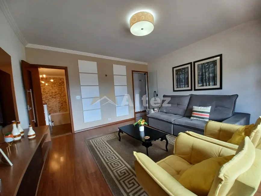 Foto 5 de Apartamento com 4 quartos à venda, 107m2 em Granja Guarani, Teresopolis - RJ