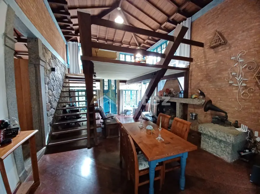 Foto 5 de Sítio / Rancho com 6 quartos à venda, 15460m2 em Albuquerque, Teresopolis - RJ