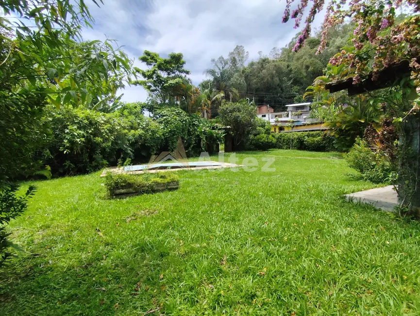 Foto 4 de Casa com 3 quartos à venda, 360m2 em Albuquerque, Teresopolis - RJ