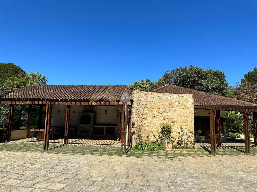 Casa com 4 quartos à venda, 3526m2 em Parque São Luiz, Teresopolis - RJ - imagem 6 Foto 6 de Casa com 4 quartos à venda, 3526m2 em Parque São Luiz, Teresopolis - RJ