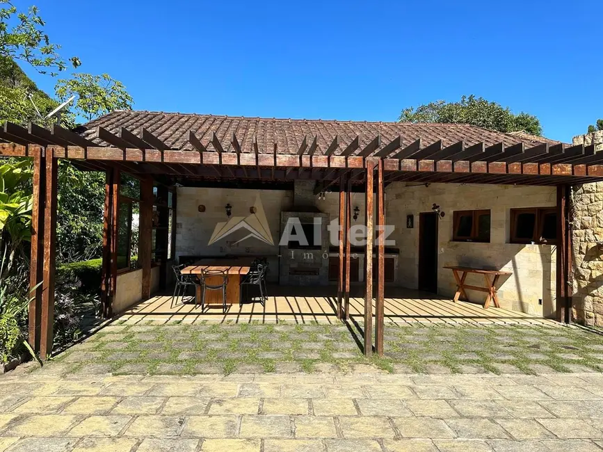 Casa com 4 quartos à venda, 3526m2 em Parque São Luiz, Teresopolis - RJ - imagem 7 Foto 7 de Casa com 4 quartos à venda, 3526m2 em Parque São Luiz, Teresopolis - RJ