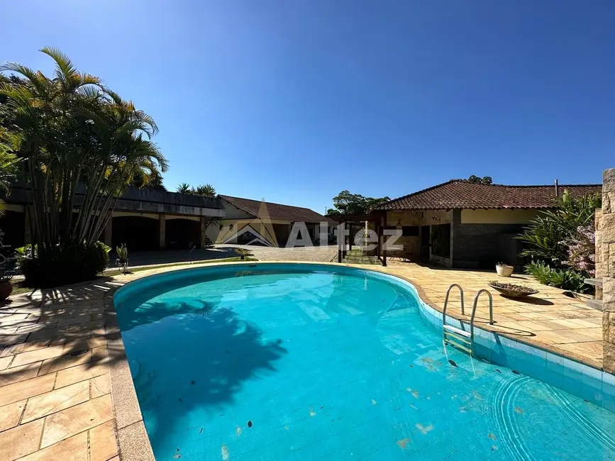 Casa com 4 quartos à venda, 3526m2 em Parque São Luiz, Teresopolis - RJ - imagem 4 Foto 4 de Casa com 4 quartos à venda, 3526m2 em Parque São Luiz, Teresopolis - RJ