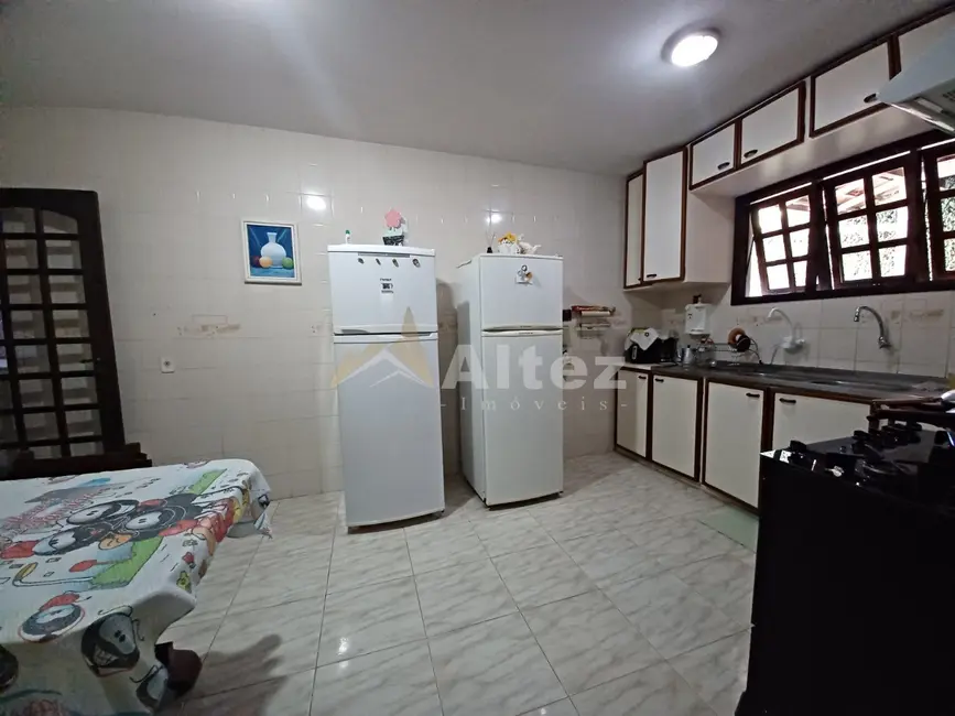 Foto 7 de Casa com 5 quartos à venda, 1080m2 em Albuquerque, Teresopolis - RJ