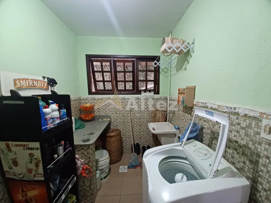 Foto 8 de Casa com 5 quartos à venda, 1080m2 em Albuquerque, Teresopolis - RJ