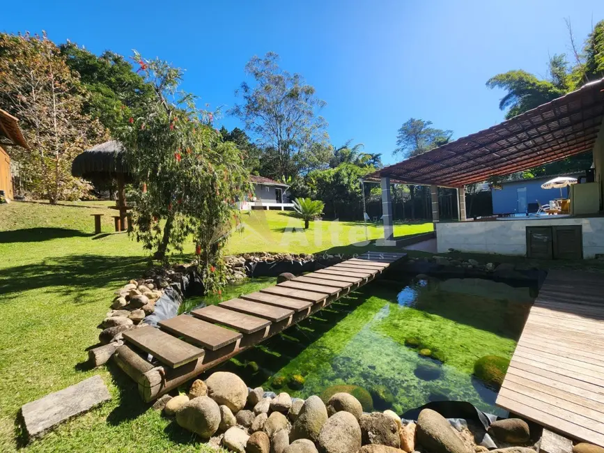 Foto 1 de Sala Comercial com 2 quartos à venda, 1000m2 em Albuquerque, Teresopolis - RJ