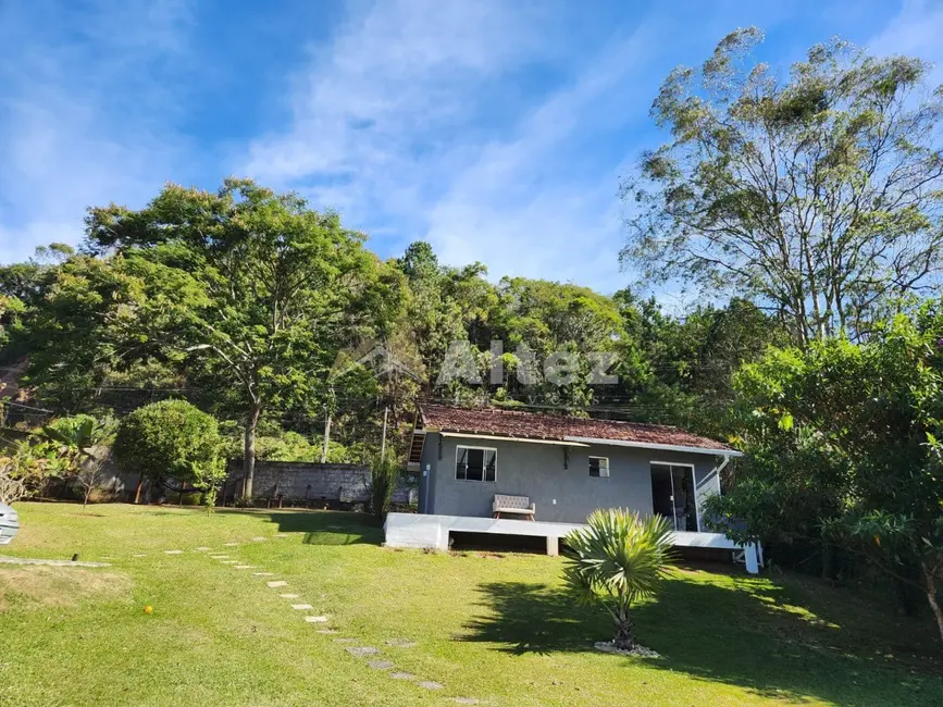 Foto 2 de Sala Comercial com 2 quartos à venda, 1000m2 em Albuquerque, Teresopolis - RJ