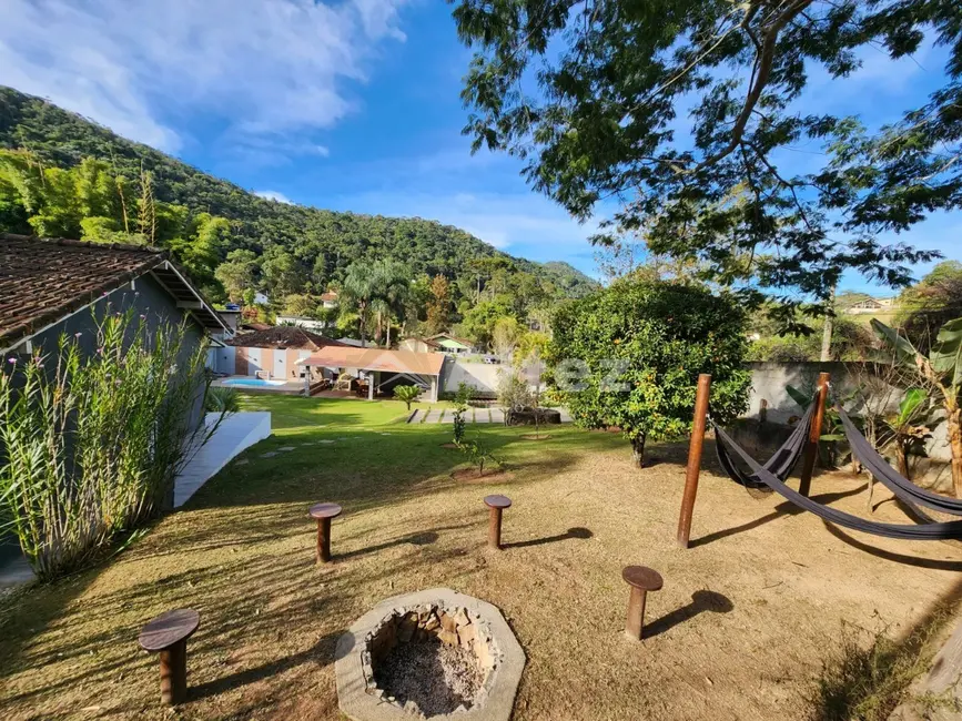 Sala Comercial com 2 quartos à venda, 1000m2 em Albuquerque, Teresopolis - RJ - imagem 5 Foto 5 de Sala Comercial com 2 quartos à venda, 1000m2 em Albuquerque, Teresopolis - RJ