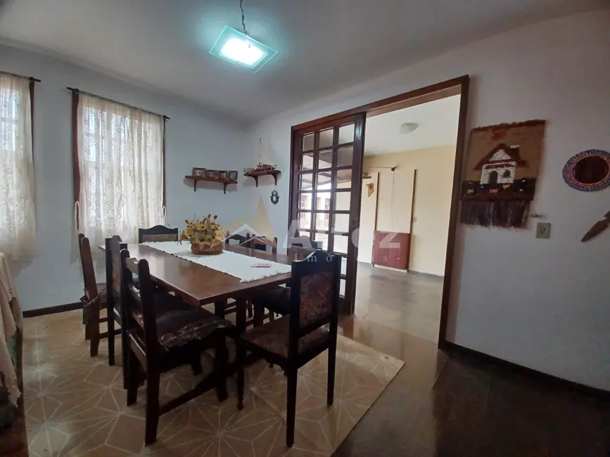 Foto 4 de Casa de Condomínio com 3 quartos à venda, 125m2 em Alto, Teresopolis - RJ