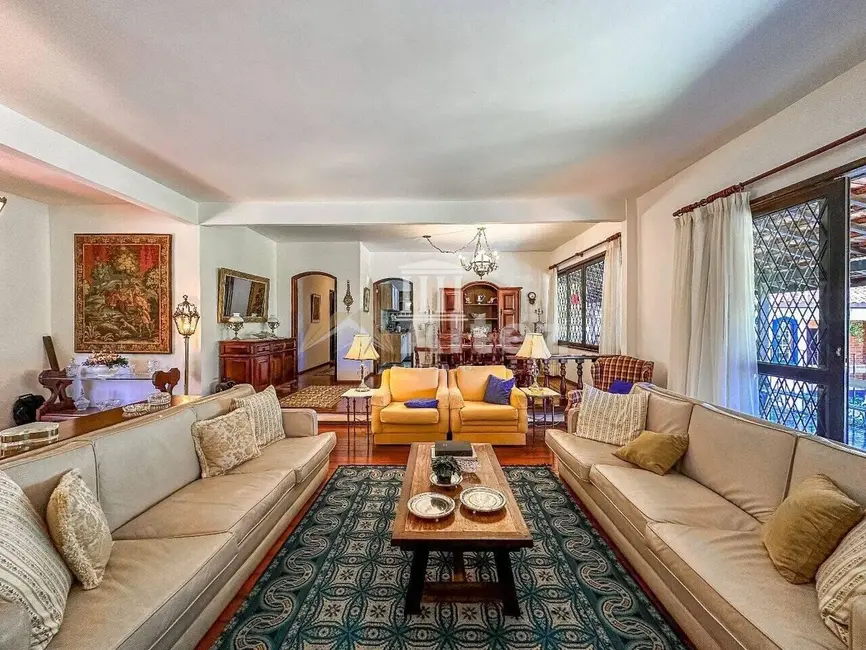 Foto 5 de Casa com 4 quartos à venda, 1400m2 em Alto, Teresopolis - RJ