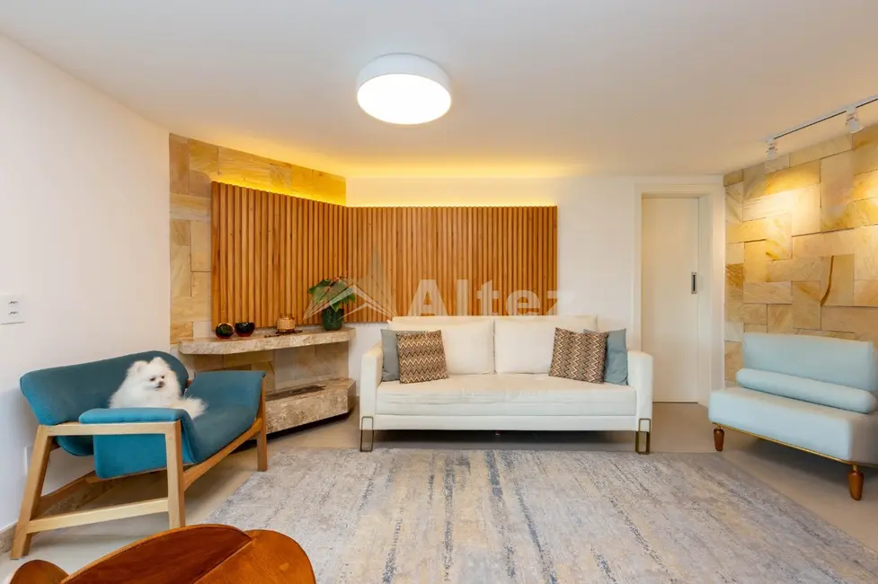 Foto 5 de Casa de Condomínio com 3 quartos à venda, 197m2 em Alto, Teresopolis - RJ