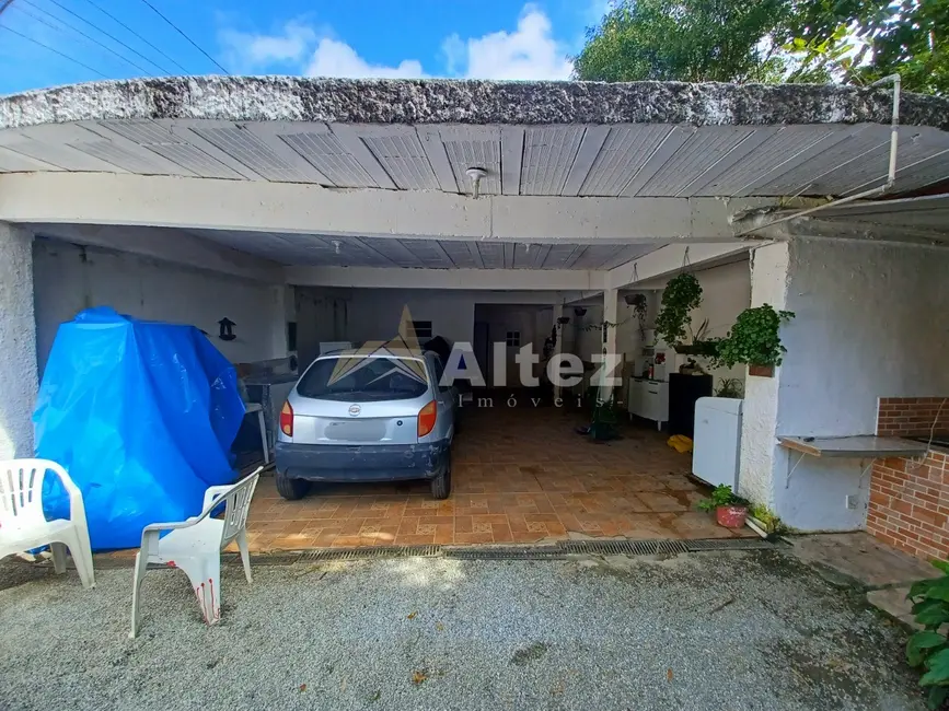 Foto 8 de Casa com 3 quartos à venda, 536m2 em Barroso, Teresopolis - RJ