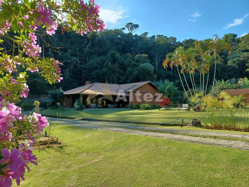 Casa de Condomínio com 4 quartos à venda, 5980m2 em Fazenda Boa Fé, Teresopolis - RJ - imagem 2 Foto 2 de Casa de Condomínio com 4 quartos à venda, 5980m2 em Fazenda Boa Fé, Teresopolis - RJ
