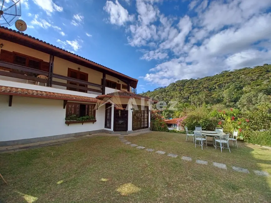 Foto 2 de Casa com 6 quartos à venda, 3250m2 em Golfe, Teresopolis - RJ