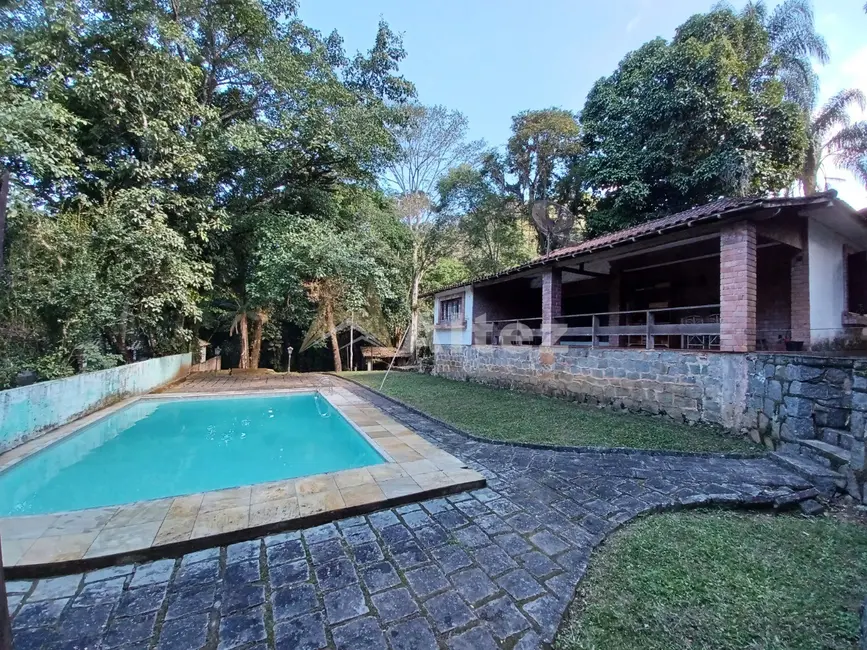Casa com 3 quartos à venda, 3795m2 em Monte Oliveti, Guapimirim - RJ - imagem 5 Foto 5 de Casa com 3 quartos à venda, 3795m2 em Monte Oliveti, Guapimirim - RJ