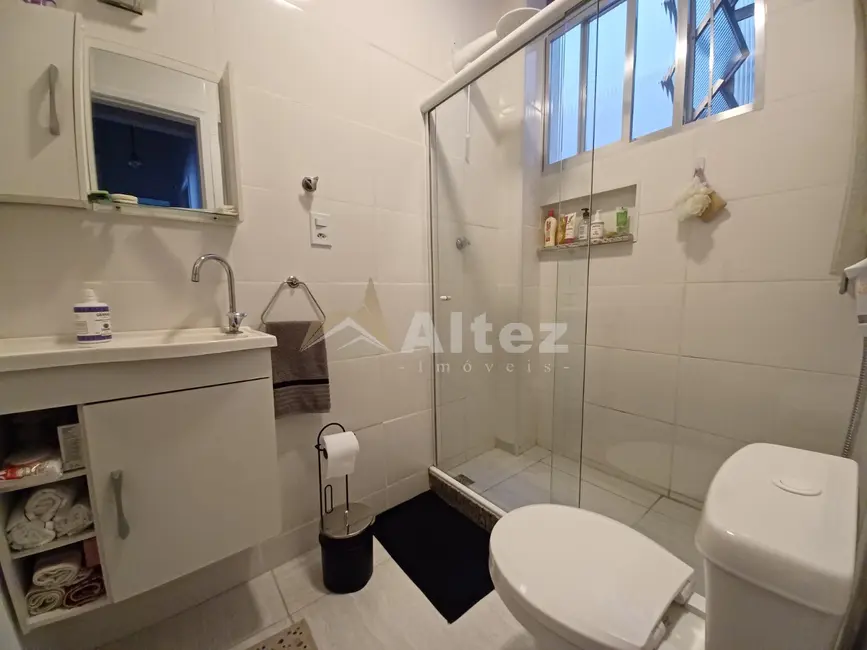 Foto 8 de Apartamento com 2 quartos à venda, 50m2 em Várzea, Teresopolis - RJ