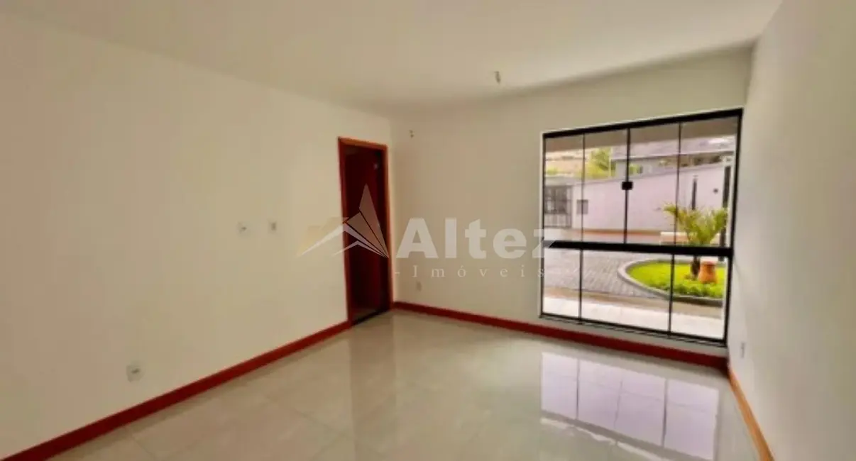 Foto 8 de Casa de Condomínio com 3 quartos à venda, 140m2 em Alto, Teresopolis - RJ