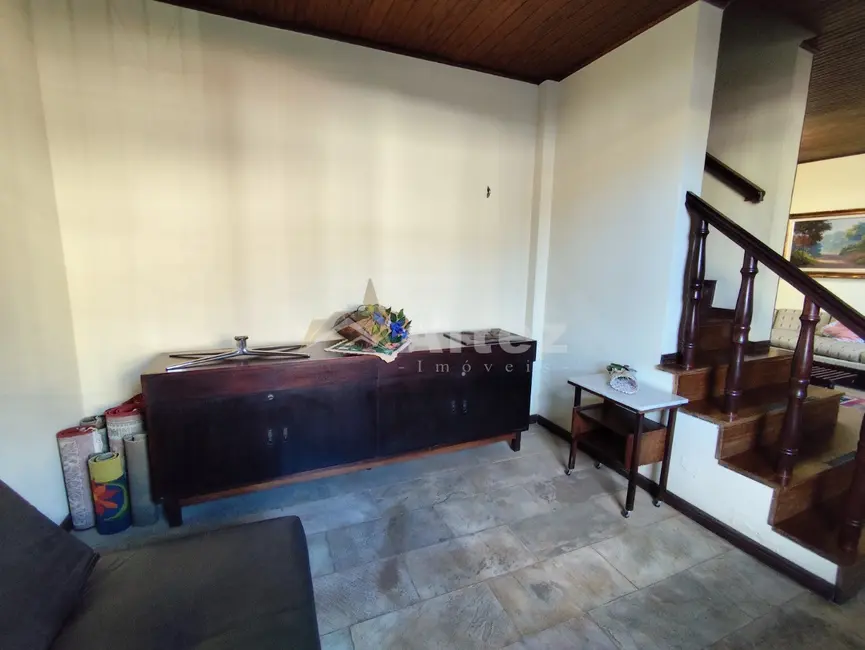 Casa de Condomínio com 6 quartos à venda, 173m2 em Alto, Teresopolis - RJ - imagem 7 Foto 7 de Casa de Condomínio com 6 quartos à venda, 173m2 em Alto, Teresopolis - RJ