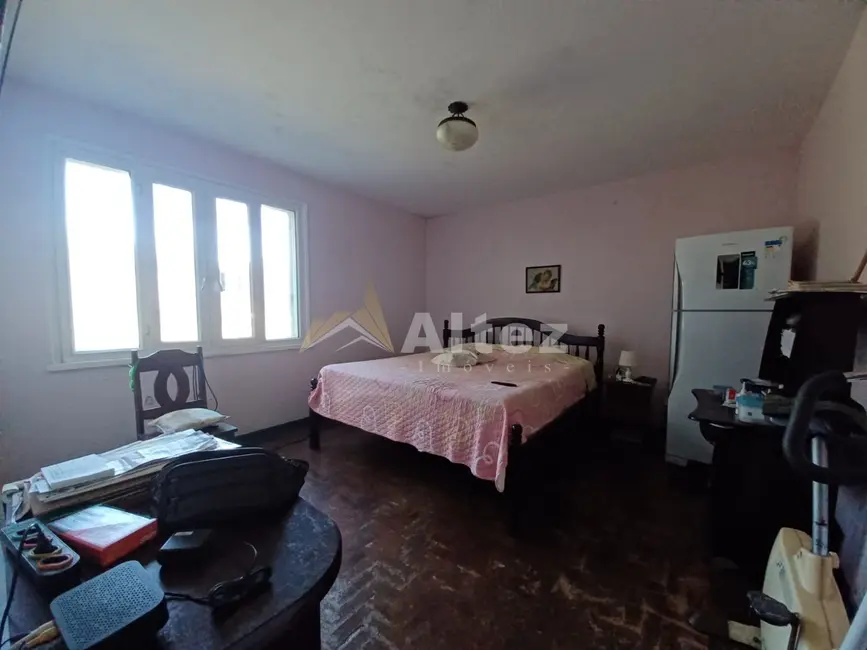 Foto 6 de Casa com 3 quartos à venda, 240m2 em Albuquerque, Teresopolis - RJ