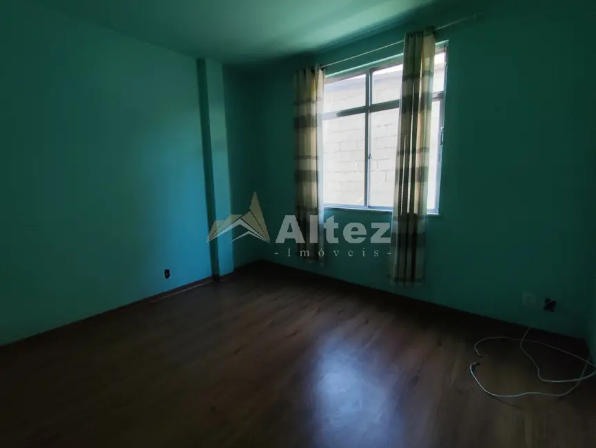 Foto 5 de Apartamento com 2 quartos à venda, 50m2 em Várzea, Teresopolis - RJ