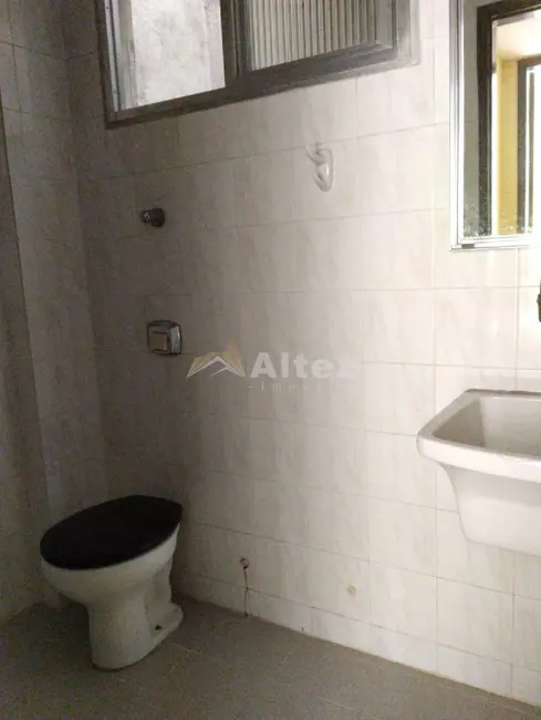 Apartamento com 1 quarto à venda, 42m2 em Jardim Cascata, Teresopolis - RJ - imagem 4 Foto 4 de Apartamento com 1 quarto à venda, 42m2 em Jardim Cascata, Teresopolis - RJ