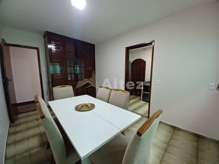 Foto 9 de Casa com 3 quartos à venda, 150m2 em Fazendinha, Teresopolis - RJ