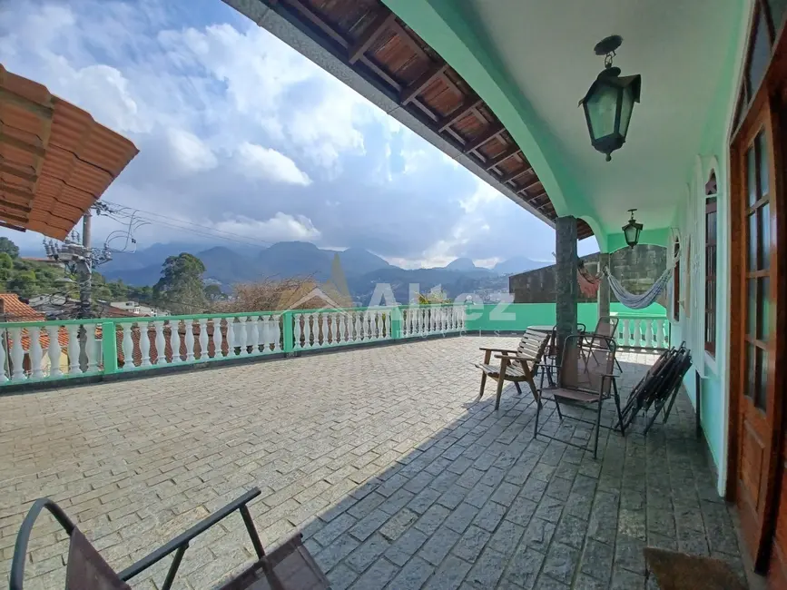 Foto 5 de Casa com 3 quartos à venda, 150m2 em Fazendinha, Teresopolis - RJ