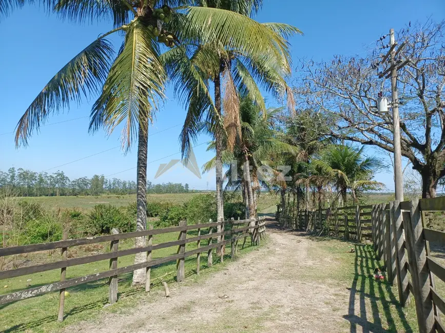 Foto 1 de Fazenda / Haras com 3 quartos à venda, 3146000m2 em Vale das Pedrinhas, Guapimirim - RJ